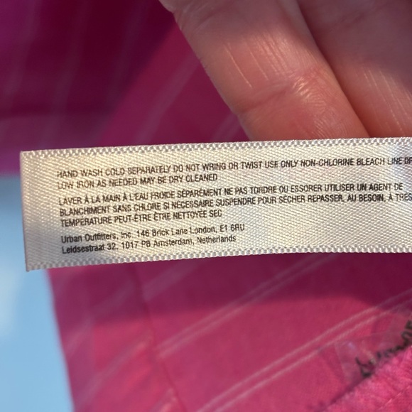 Free People Pink and White Striped Linen Shirt XS (oversized)💕💕💕💕💕💕💕💕💕 - Picture 4 of 5